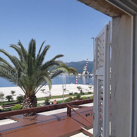 Mulo Stanicica Tivat Kamer foto
