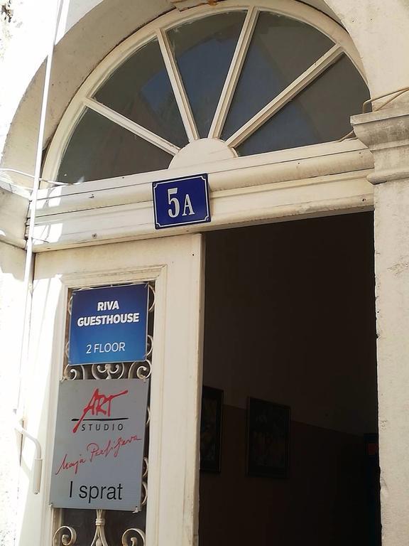Mulo Stanicica Tivat Buitenkant foto